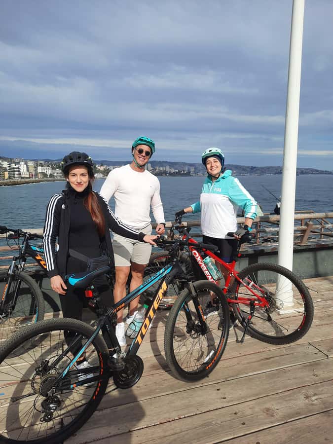 Bike ride along the coast of Viña del Mar or Valparaíso, you choose! - Who will enjoy this ride most?