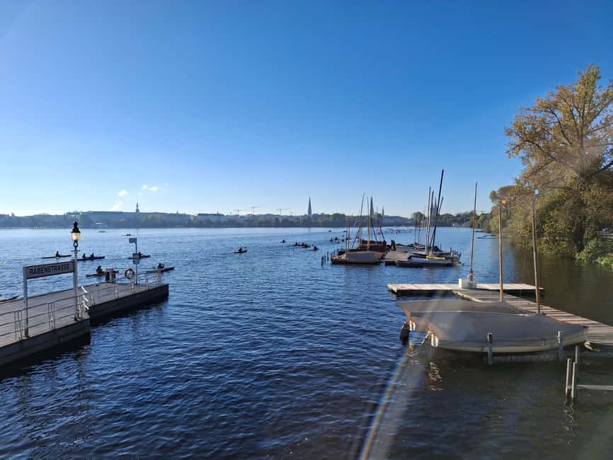 Bike tour around the Alster - Celebs, water, and nature - From Dammtor into Pöseldorf and Rotherbaum