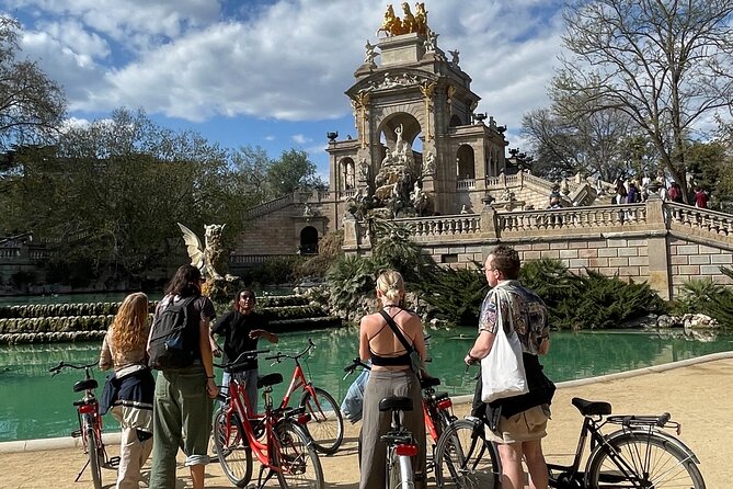 Bike Tour in Barcelona: History, Architecture and Culture - Palace of Catalan Music and Plaça de Sant Jaume
