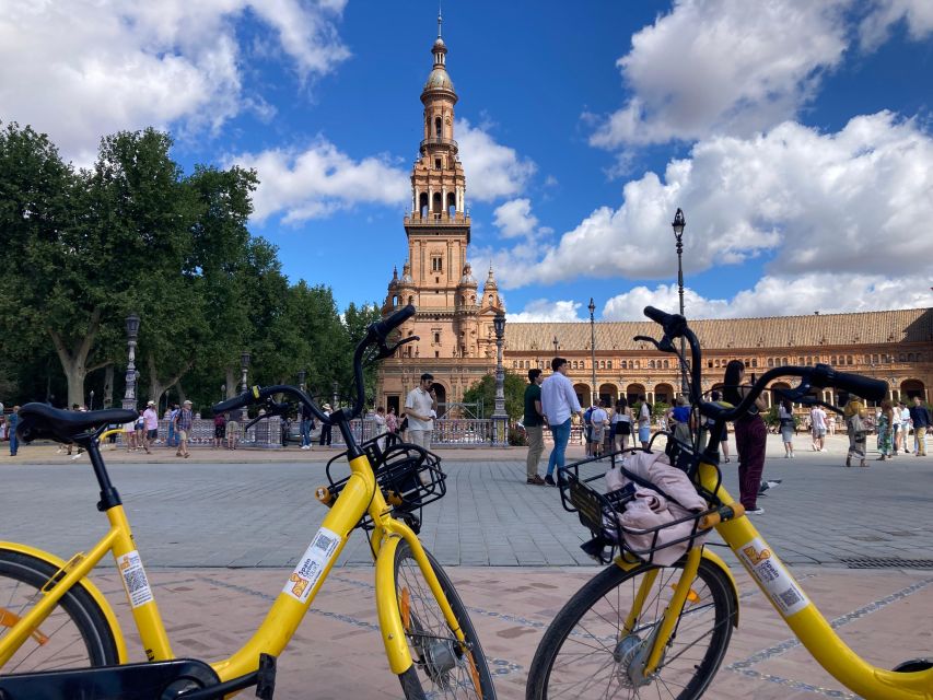 Bike Tour in Seville - Seville Cathedral and the historic center