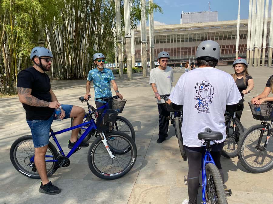 Bike Tour Medellin with Snacks and Local Beer - Pueblito Paisa and the first climb