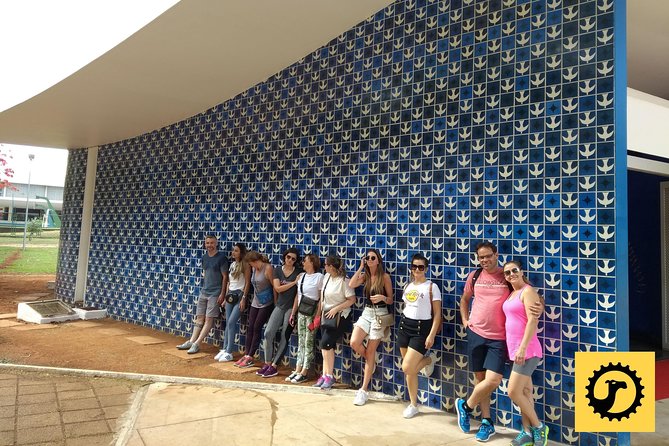 Bike Tour of the 4 Scales of Lucio - Why Brasília works better by bicycle