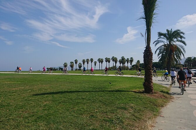 Bike tour of the historic center of Palermo with tasting - Porta Nuova and the Norman Palace