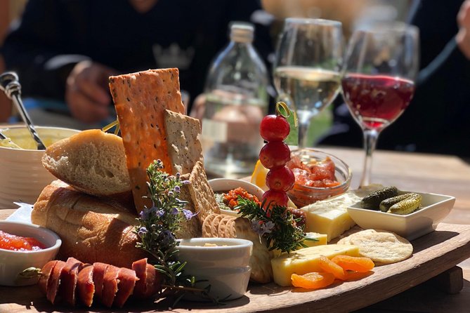 Bike & Wine Tour: Arrowtown to Valley of the Vines - Regular bike or e-bike?