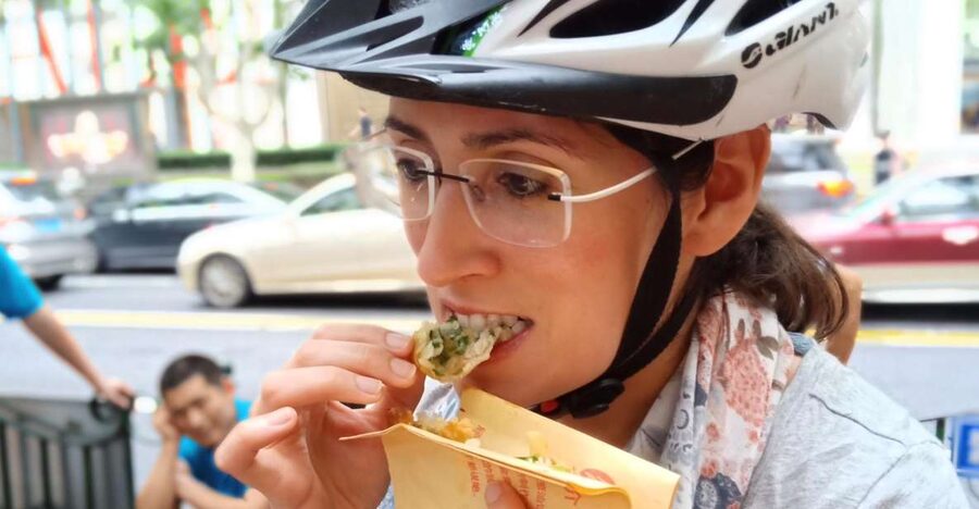 Biking Real Shanghai& Tea Tasting Experience - The Former French Concession by bicycle