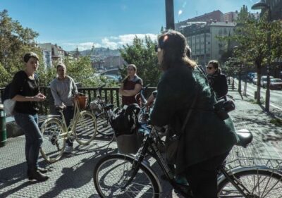 Bilbao: Guided Highlights Small Group or Private E-Bike Tour