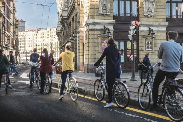 Bilbao: Street Art Small Group E-Bike Tour - Why an e-bike is a smart way to see Bilbao’s art