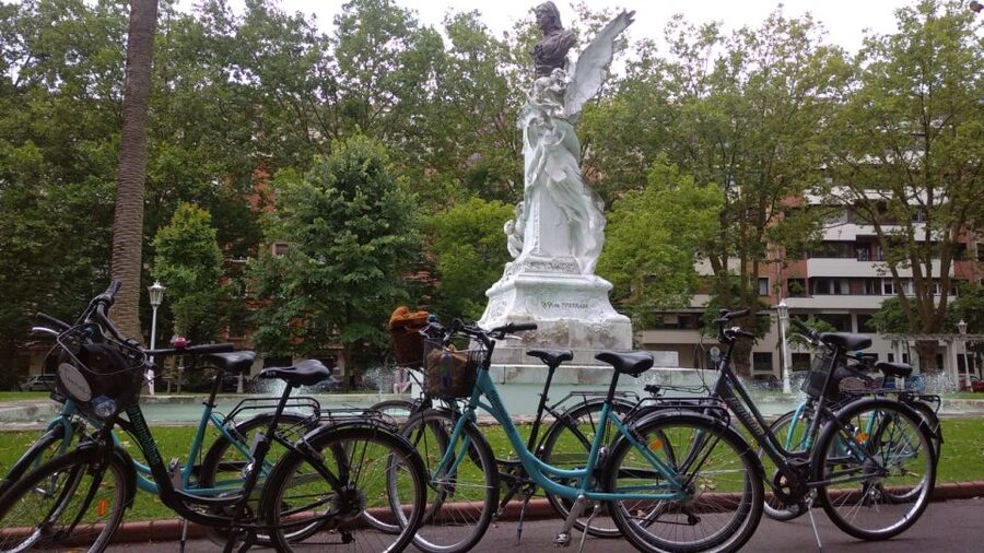Bilbao: Street Art Small Group E-Bike Tour - Is $44 a fair price?