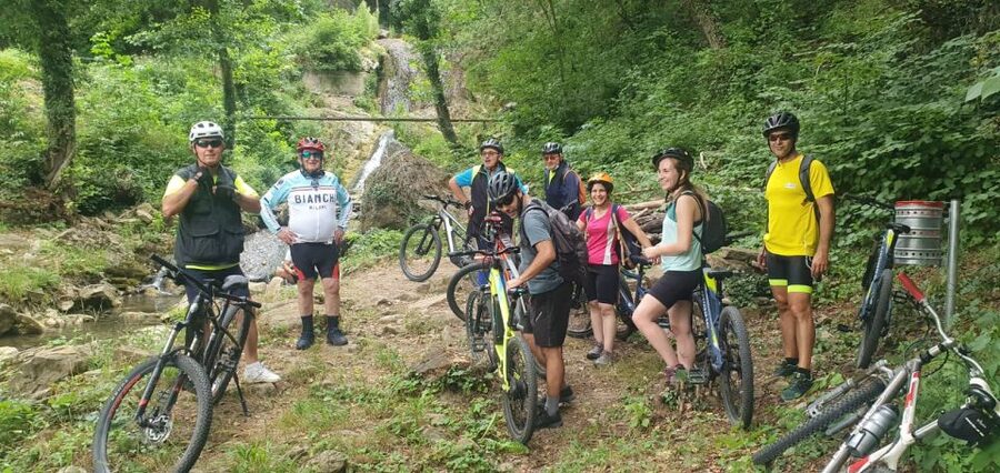 Bologna: E-Bike Guided Tour with Aperitivo - Leaving Bologna’s center for the southern hills