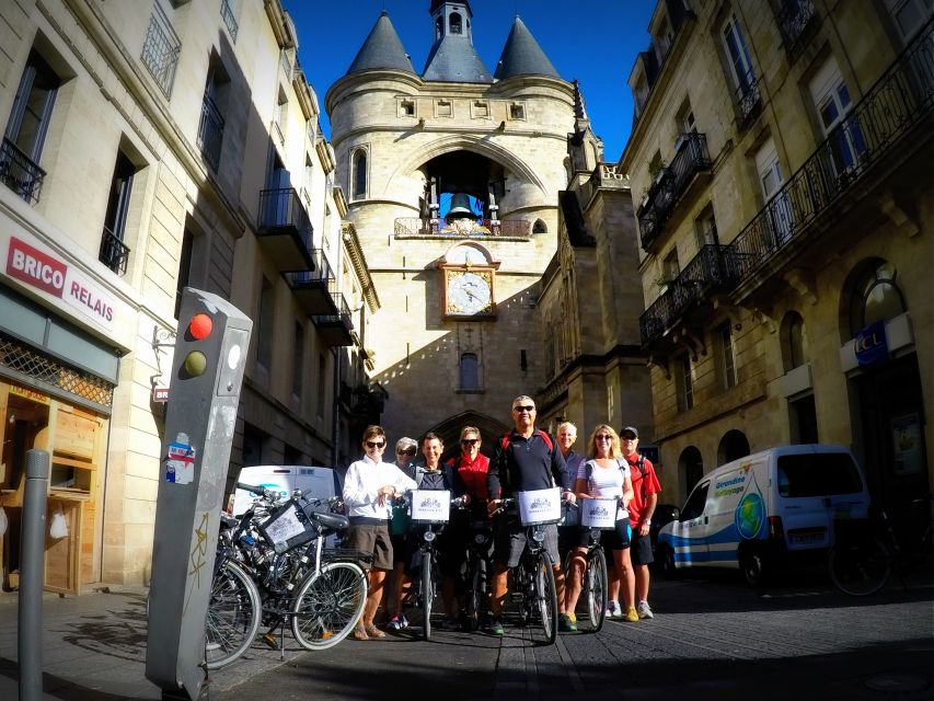 Bordeaux: Essentials 3-Hour Bike Ride - Darwin and the east-bank riverfront