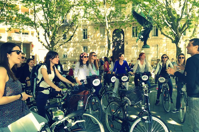 Bordeaux Essentials Sightseeing Bike Tour with a Local Guide - Bikes, helmets, pace, and comfort