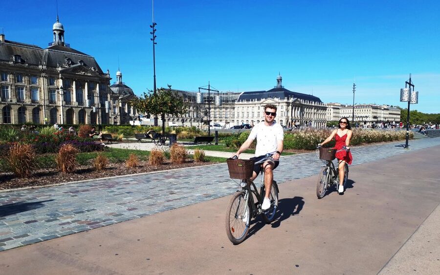 Bordeaux: Top Landmarks & Historic Bike Tour - Quinconces, the Golden Triangle, and the grand center