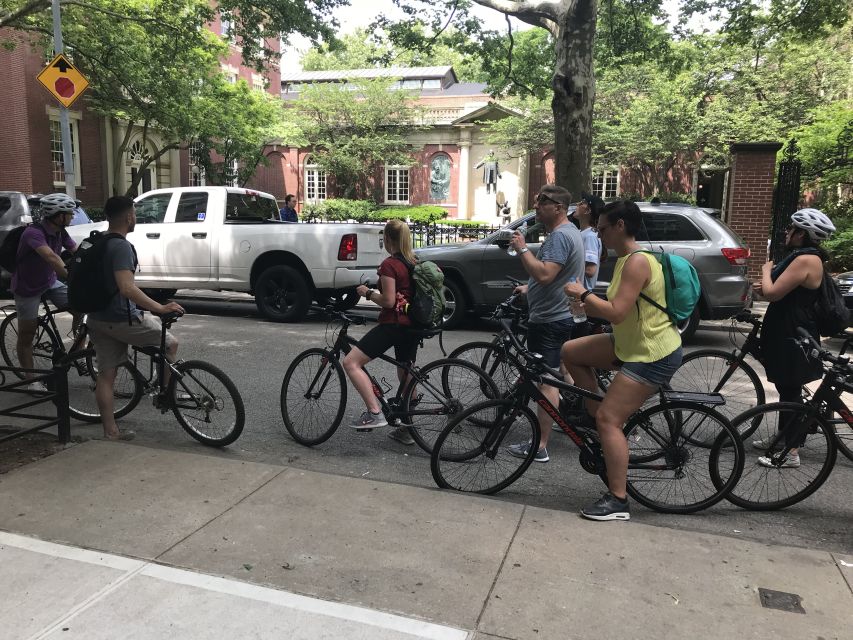 Brooklyn: Half-Day Cycling Tour - Fort Greene and the center of Brooklyn