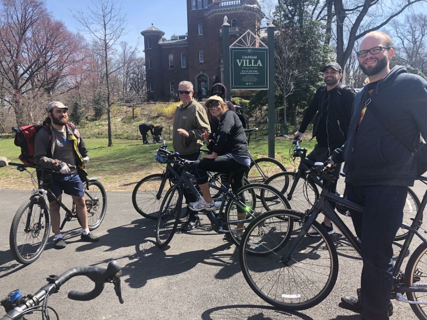 Brooklyn: Sightseeing Bike Tour with Local Guide - Prospect Park gives your legs a break