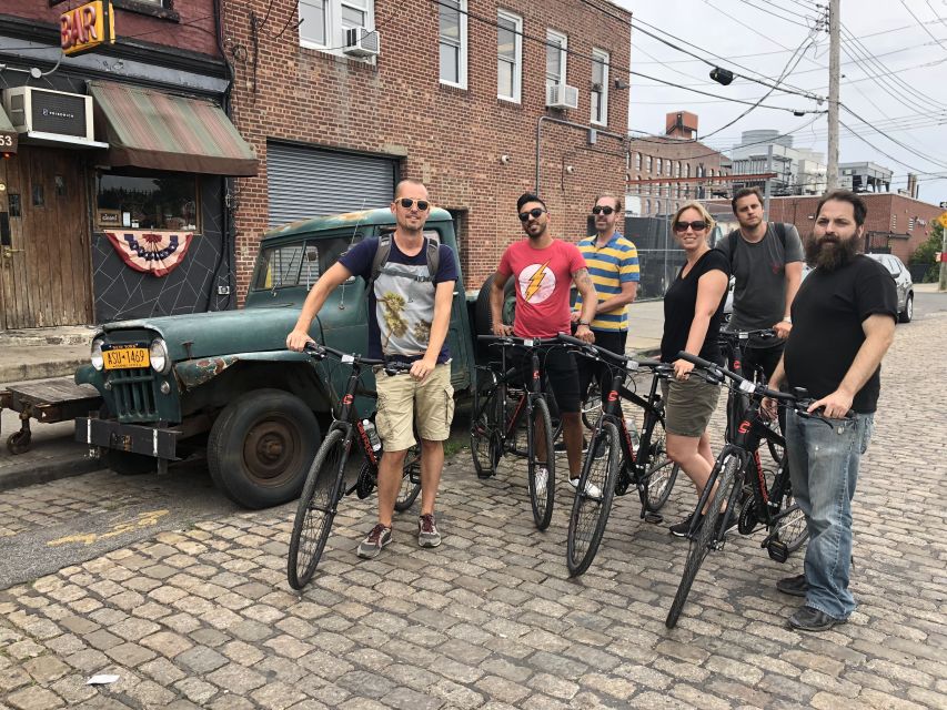 Brooklyn: Sightseeing Bike Tour with Local Guide - Red Hook’s port past and creative present