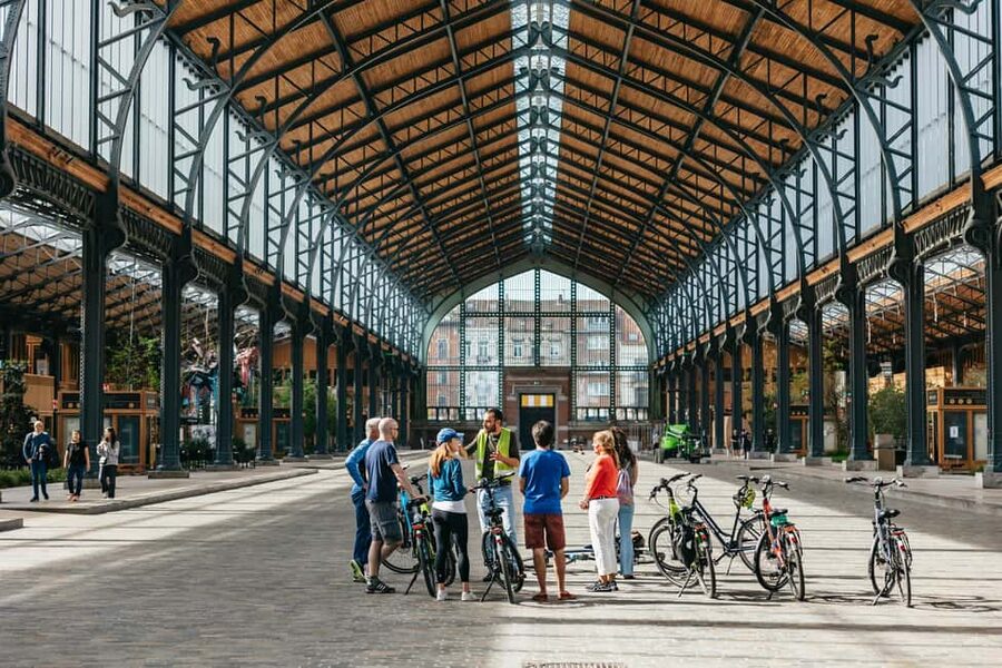 Brussels: City Highlights and Hidden Gems Bike Tour - Why the $41 price can be good value