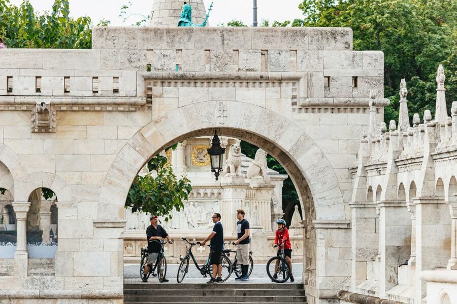 Budapest: Grand Sightseeing Bike Tour - Parliament, Freedom Square, and St. Stephen’s Basilica