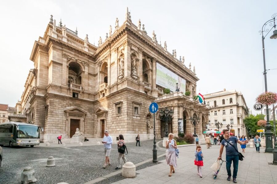 Budapest: Guided City Discovery Bike Tour - Small streets reveal a different side of Pest