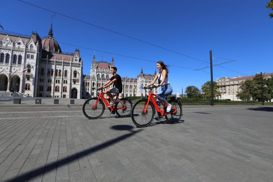Budapest: Guided Downtown Electric Bike Tour - What $63 gets you