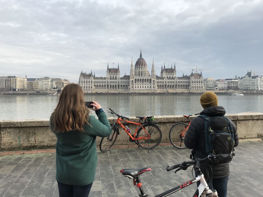 Budapest: Historic Downtown Bicycle Ride with Scenic Views - Why this bicycle tour works well on your first day