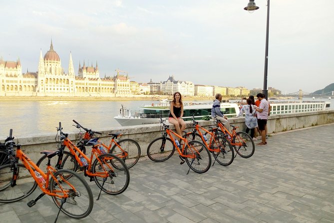 Budapest Historic Downtown Bicycle Tour in small groups - Starting near Madách Imre út at 10:30