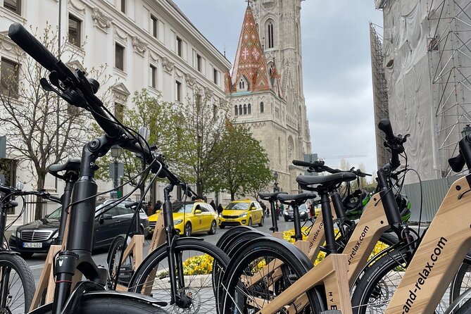 Budapest: Historic Downtown ride on E-Bicycles Buda & Pest - Andrassy Avenue to Heroes’ Square