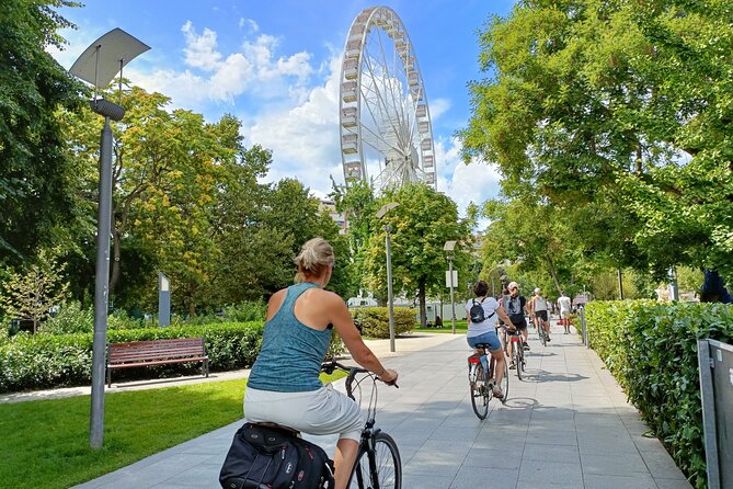 Budapest private Bike & e-Bike Tour with a drink - The Danube path supplies the best final view