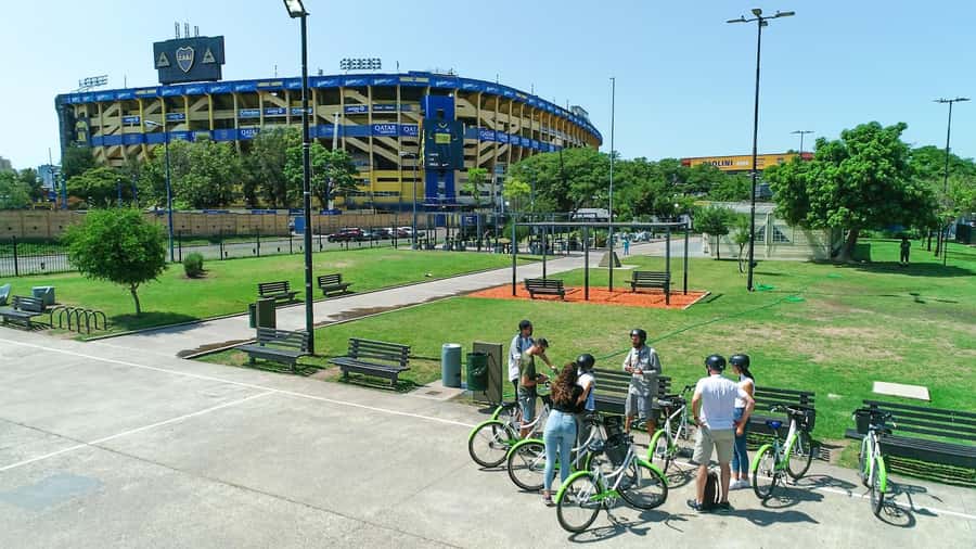 Buenos Aires: Full Day Bike Tour with Lunch - Floralis Genérica and the parks of Palermo