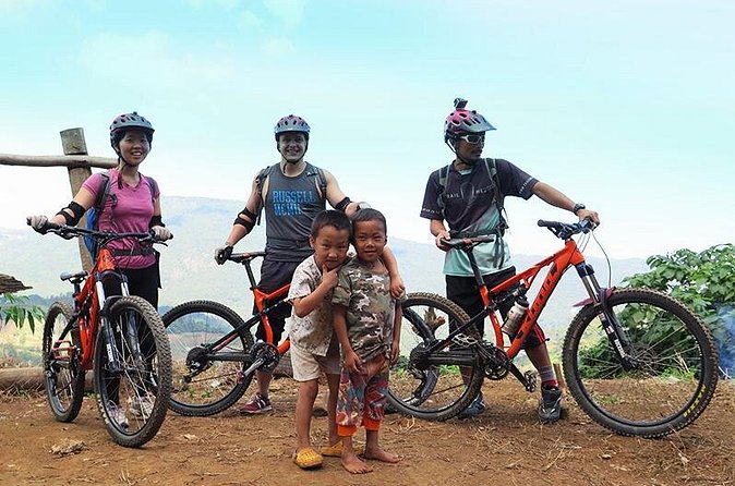 Buffalo Soldier Trail Mountain Biking Tour from Chiang Mai with Lunch - Lunch beside the trail at noon