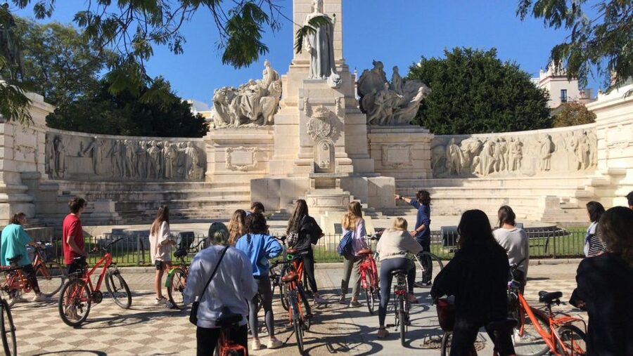 Cadiz: City Bike Tour - Key points at a glance