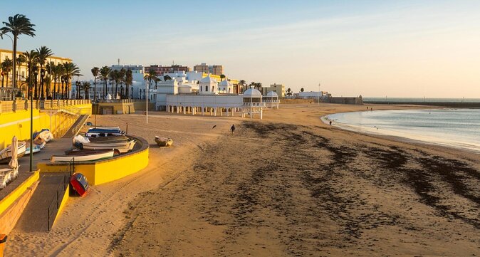 Cadiz Small Group Bike Tour - Why a bike works so well in Cádiz