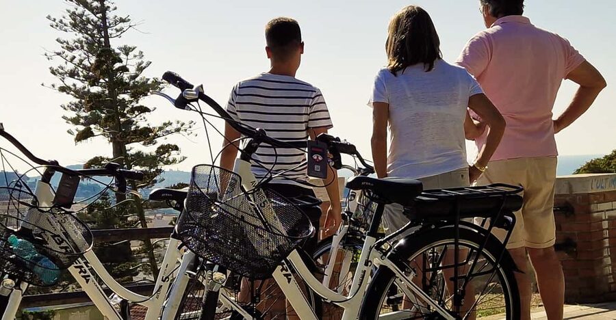 Cagliari: 2-Hour Guided E-Bike Tour with Coffee - Castello, towers, and views above the city