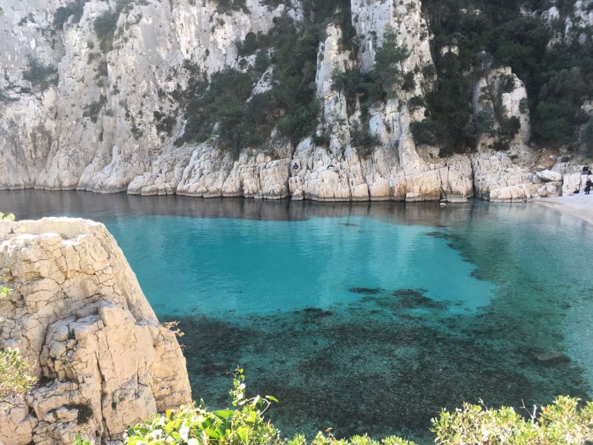Calanques National Park: E-Mountain Bike with Virtual Guide - Following the app through the Calanques