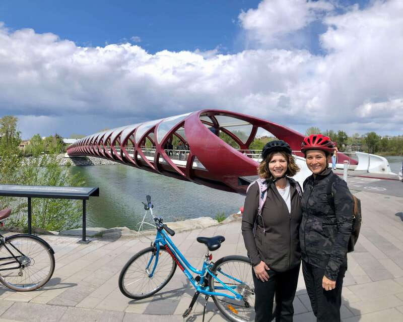 Calgary: City Bike Tour, Highlights and Bow River - Downtown Calgary: A Fast Introduction to the City
