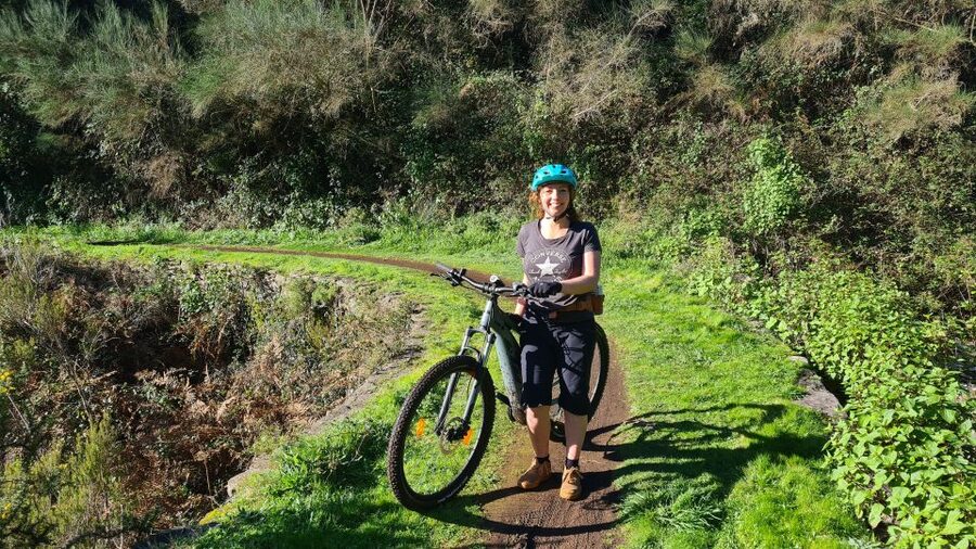 Camacha: Levada Trail e-Bike Guided Tour - The return through oaks and back to the levada