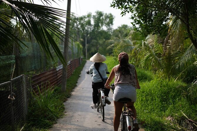 Can Tho Countryside Bike Tour with Fruit Garden Visit - Key points at a glance