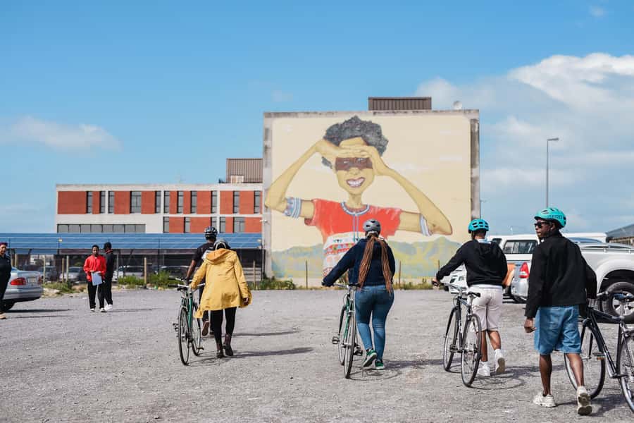 Cape Town: Cultural Bicycle Tour in Khayelitsha Township - Woodstock street art and everyday city life