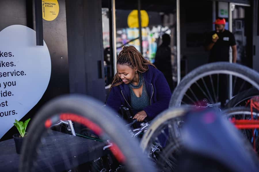Cape Town: Cultural Bicycle Tour in Khayelitsha Township - Who should book this bicycle tour?