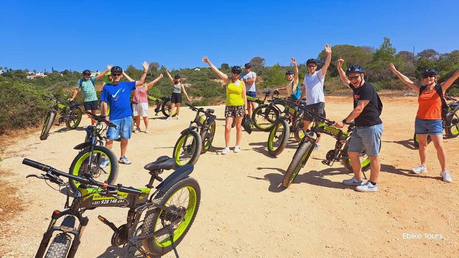 Carvoeiro E-bike Tours - Relax Tour - Alfanzina Lighthouse and the first coastal views