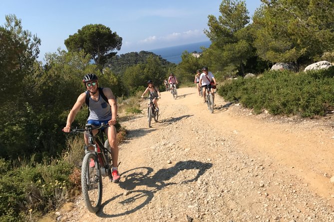 Cassis : Two Calanques Tour by Electric Mountain Bike - Who should book this ride