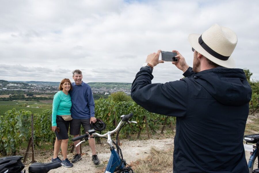 Champagne: E-Bike Champagne Day Tour with Tastings and Lunch - From Reims or Epernay into Champagne country