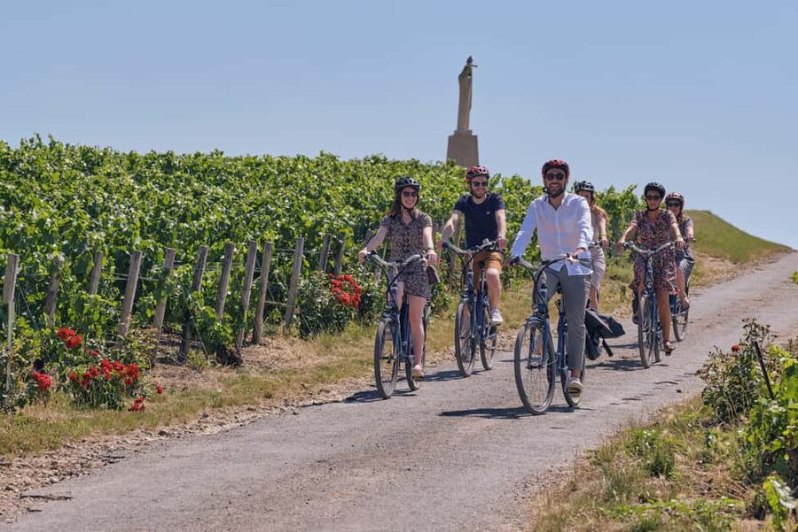 Champagne: E-Bike Champagne Day Tour with Tastings and Lunch - Back to Le Clos Corbier for cellar and lunch