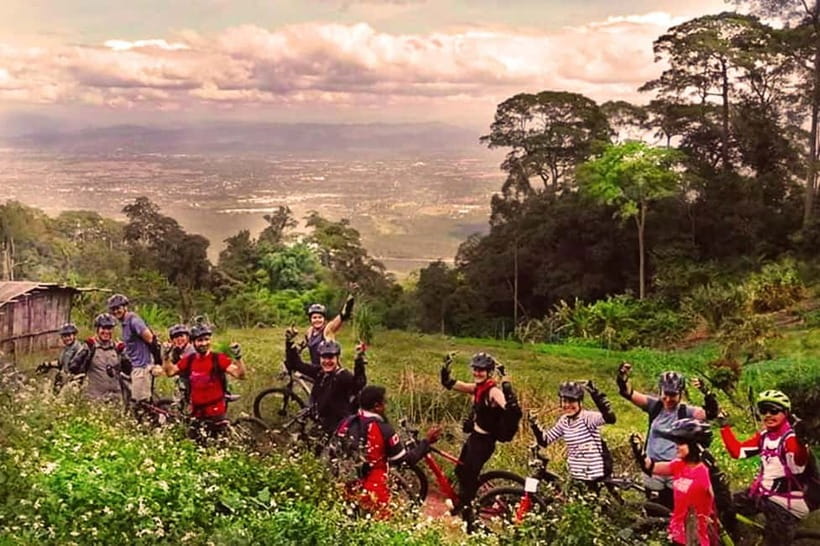 Chiang Mai: 20km Downhill Mountain Biking Challenge Suthep M - The first briefing at 1,550 meters
