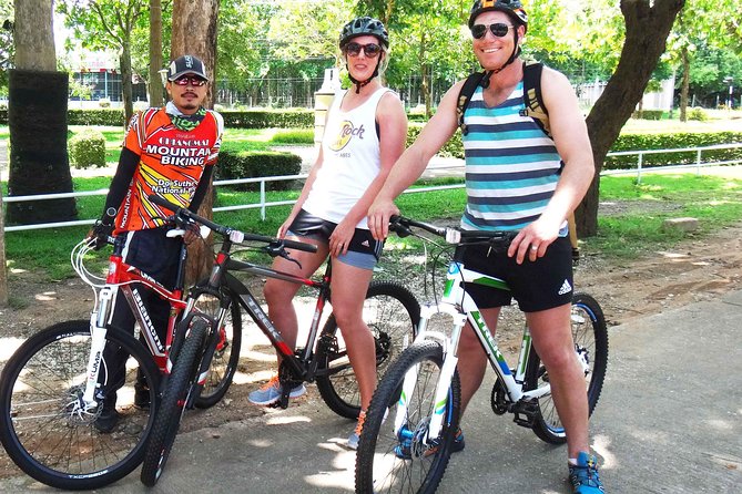 Chiang Mai Biking & River Kayak : Gentle Thrills in a Lush Valley - From Chiang Mai to Wat Ban Den
