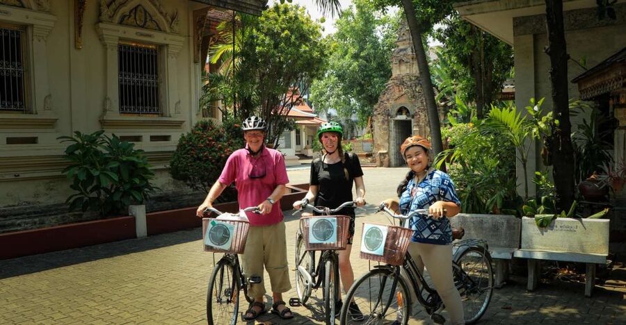 Chiang Mai: Half-Day Old Town Cycling Tour - Quiet temples instead of a crowded checklist
