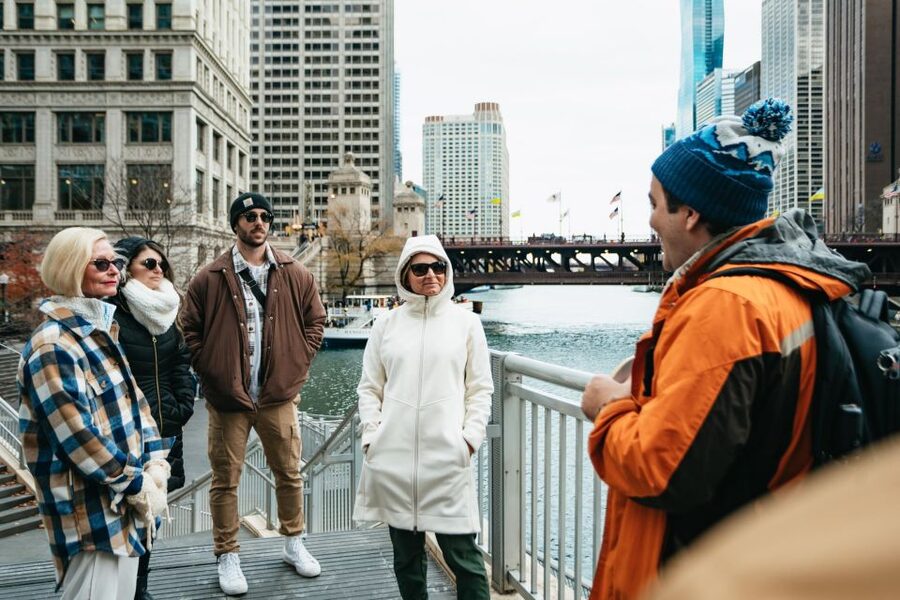 Chicago: Classic Food & Walking Tour with Free Bike or Kayak - Brownie, popcorn, and the sweet finish