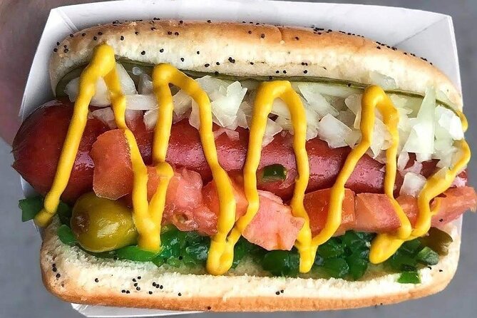 Chicago Family Food and Bike Tour with Top Attractions - The food stops: pizza, hot dogs, Italian beef, and gelato