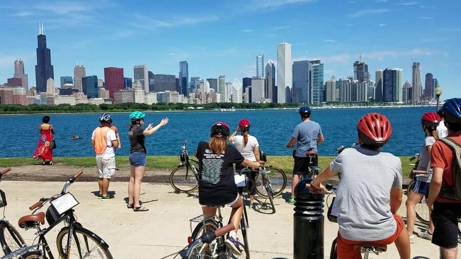 Chicago: Full-Day or Half-Day Bike Rental - Museum Campus: three major attractions in one park