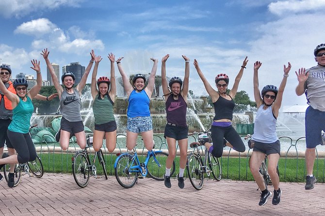 Chicago's Ultimate City Bike Tour - Grant Park and Buckingham Fountain