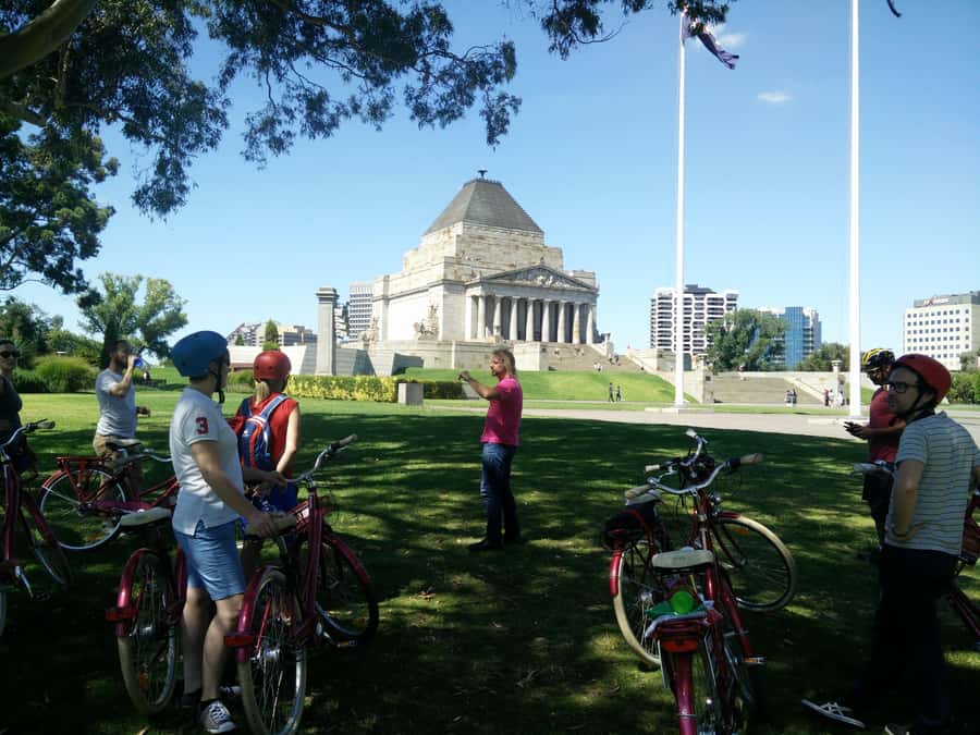 Classic Melbourne Bike tour - Weather, equipment, and useful preparation